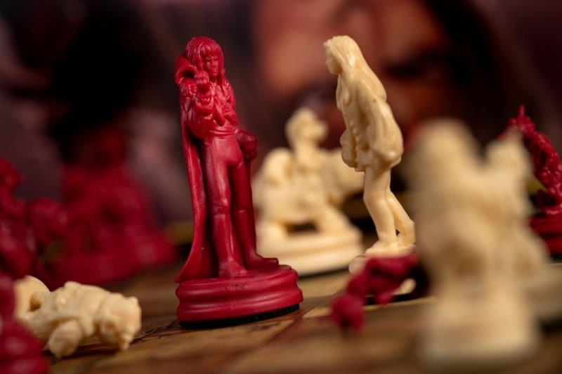 Labirinth Chess Jim Henson's Labyrinth: Chess Set – River Horse